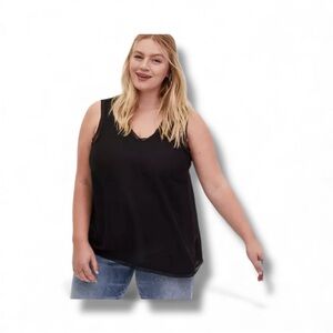 Torrid Women’s V-Neck Georgette Raw Edge Tank Top Black Sleeveless size 1